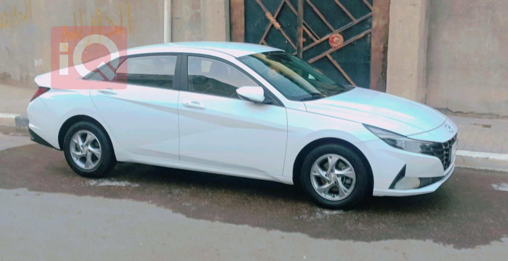 هیوندای ئەڤانتی